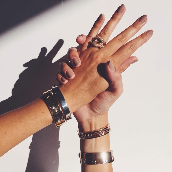 TOV ESSENTIALS Rose Gold Rivets Bangle Bracelet - Picture 7 of 7